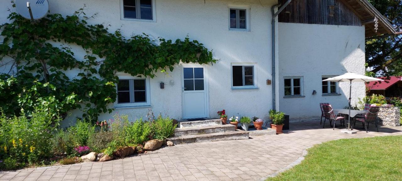 Ruhig gelegene Ferienwohnung mit gemütlichem Kamin Rotthalmuenster Exterior foto